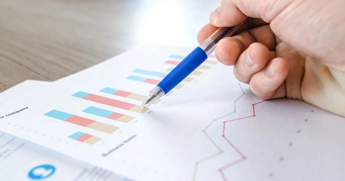 Website Redesign: 9 Signs Your Business Site Is Losing You Customers